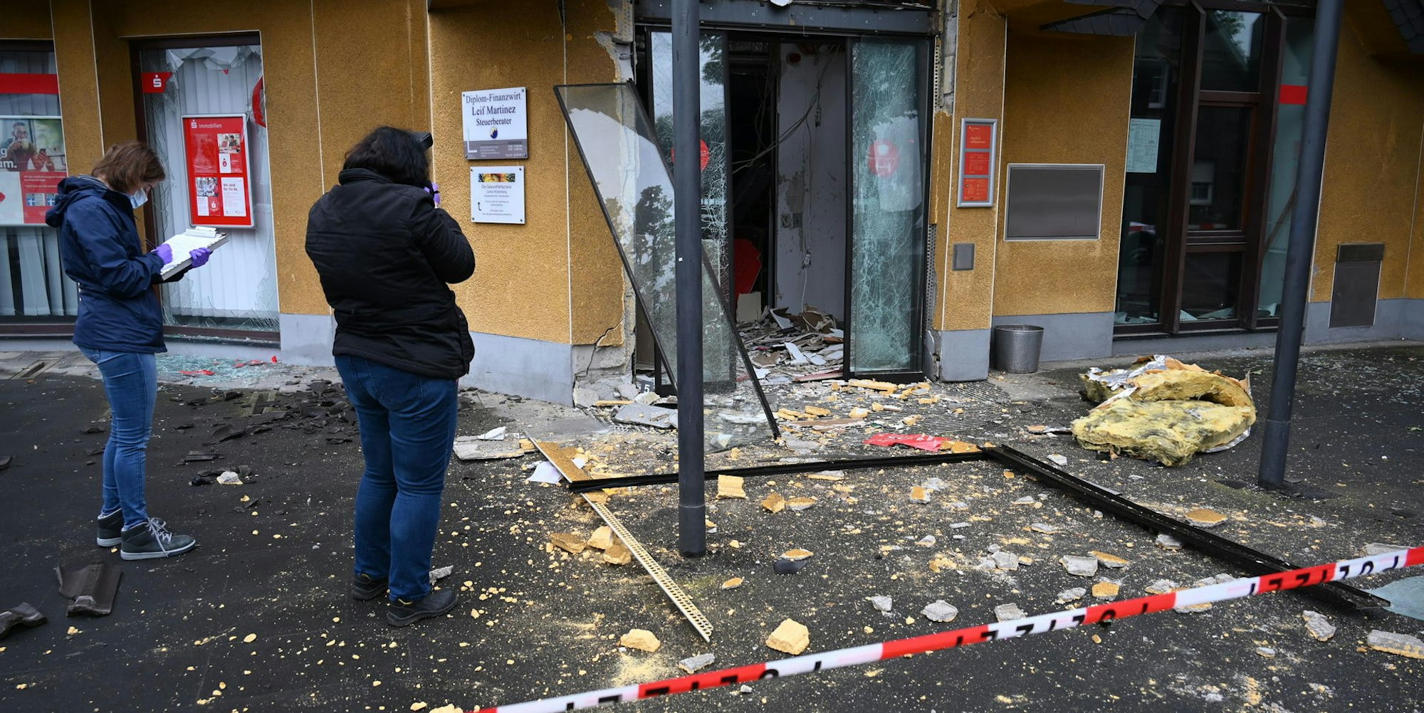 Geldautomat nach Sprengung II