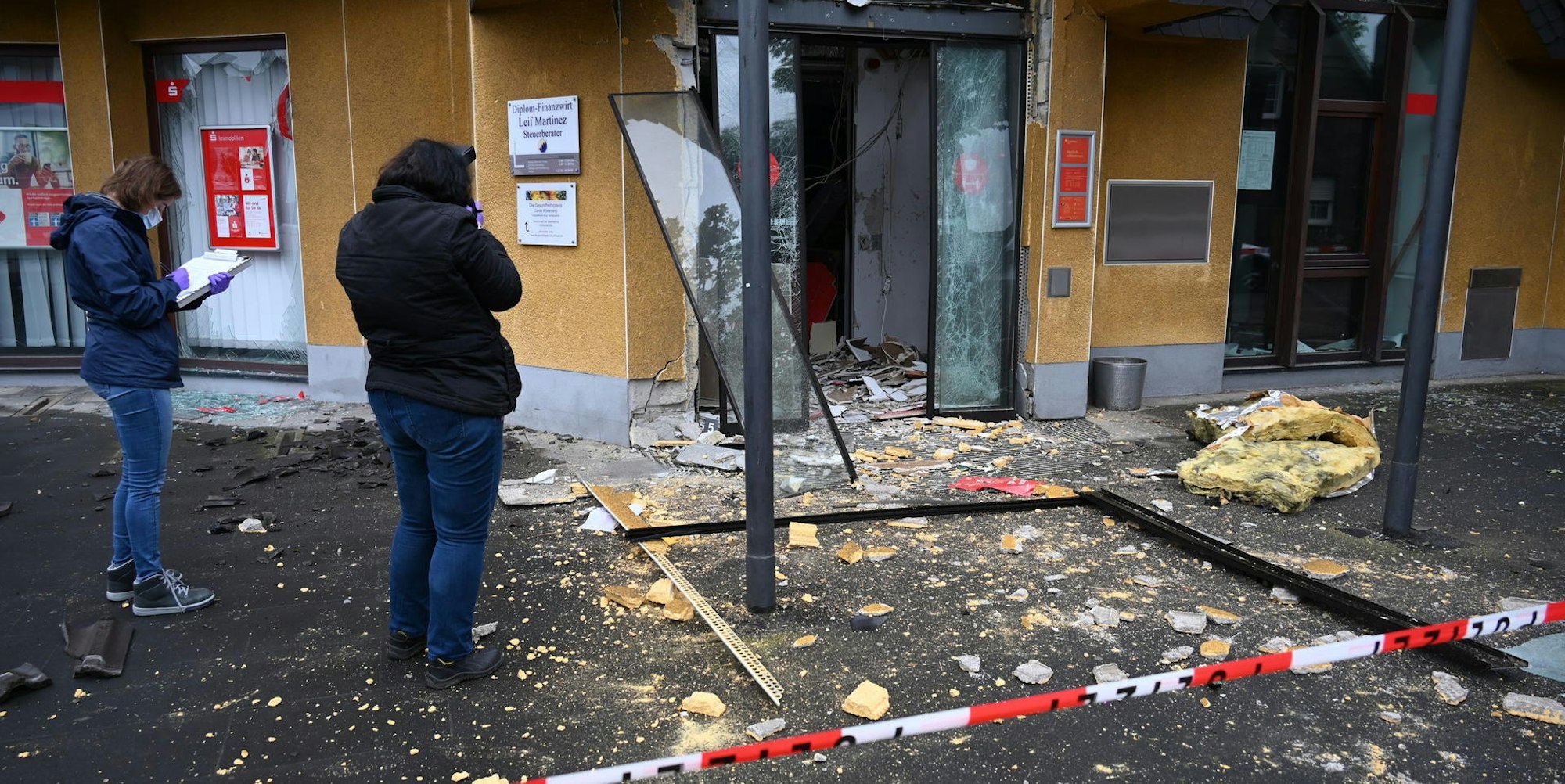 Geldautomat nach Sprengung II