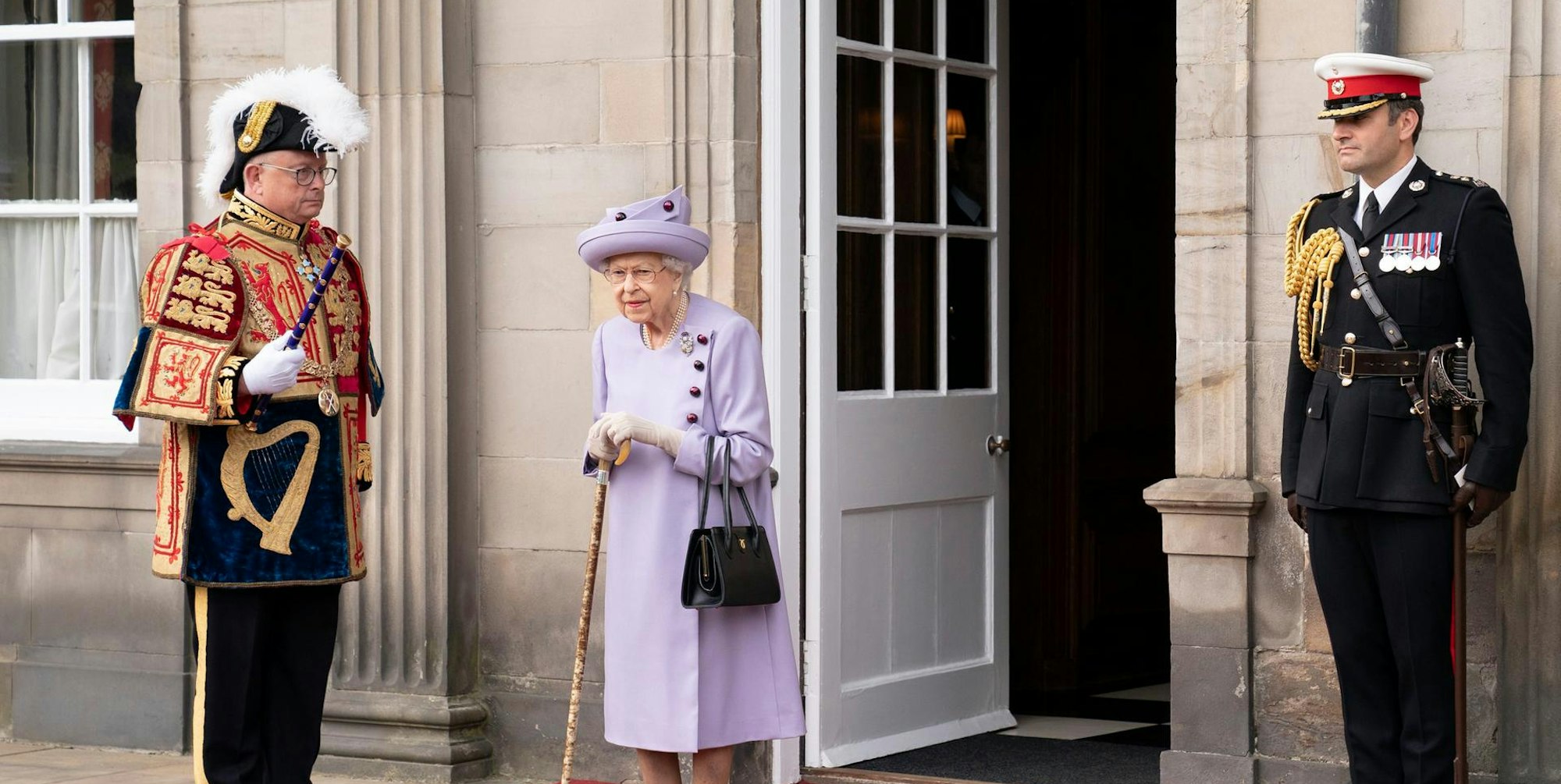 Queen Elizabeth Gehstock 310822