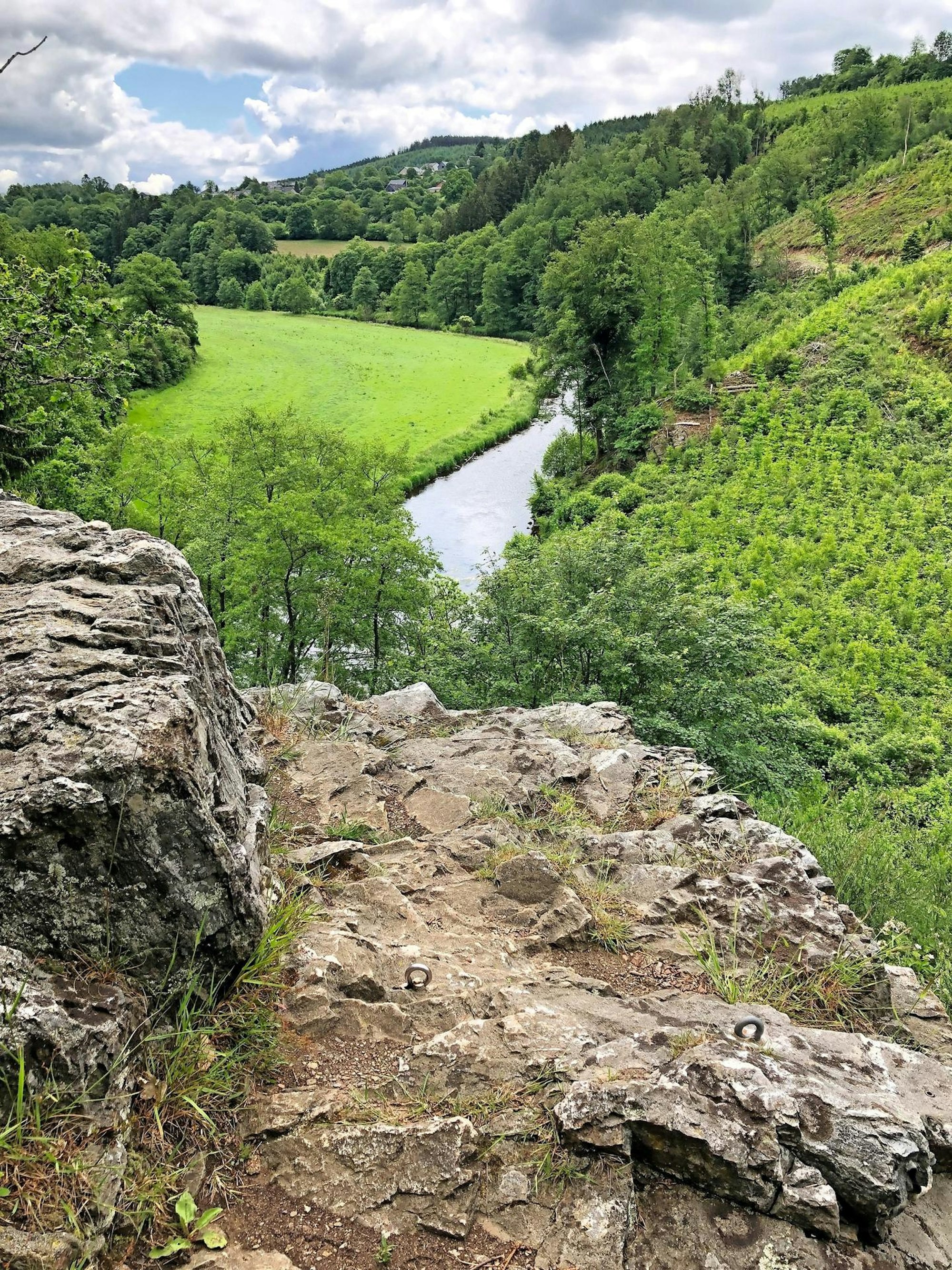 Blick vom Warche-Felsen richtig rum