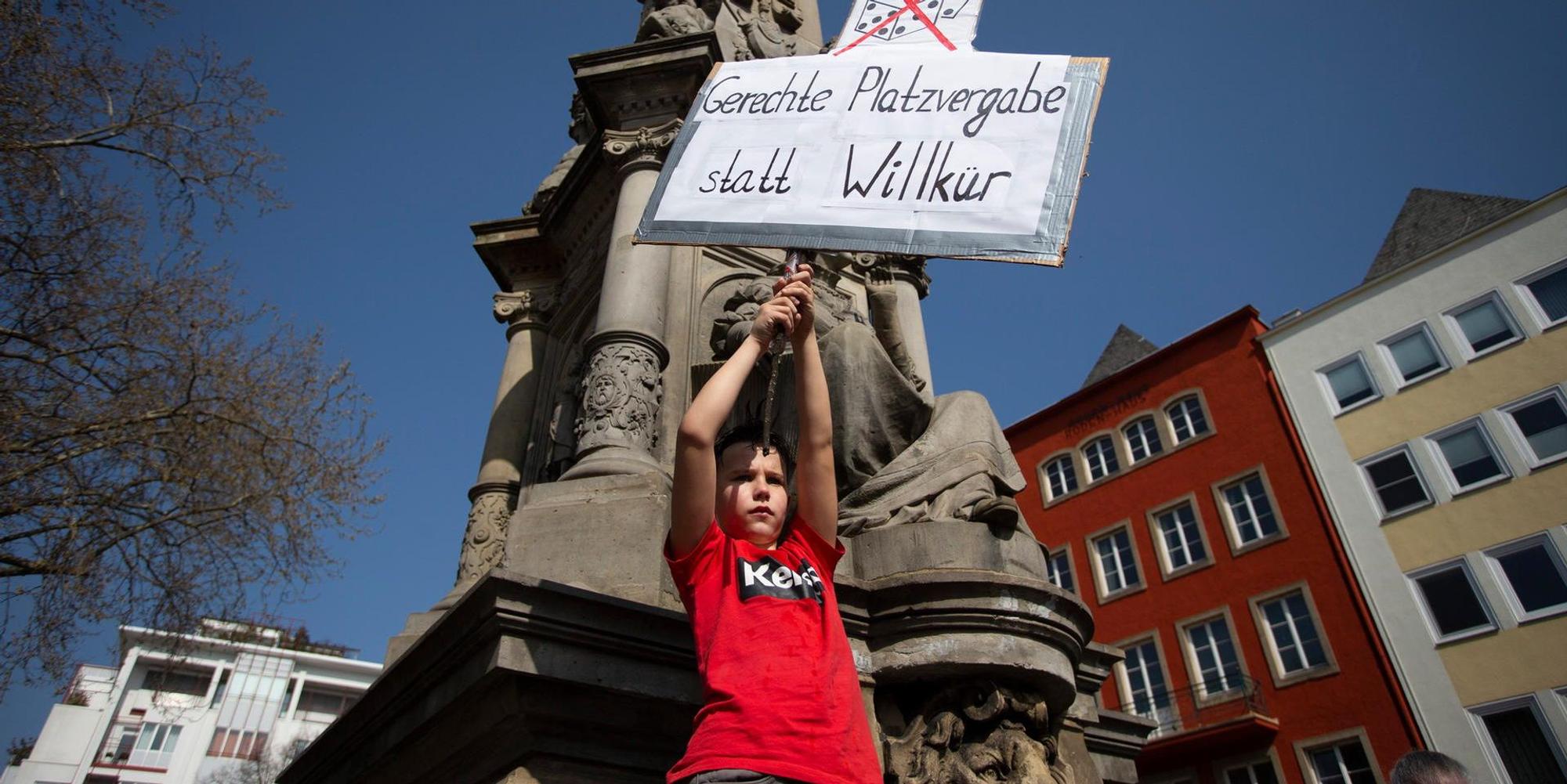 Schulplatzvergabe Demo (Archiv)
