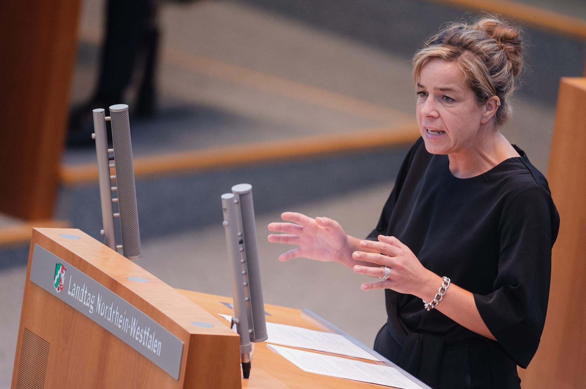 Mona Neubaur erste Rede Landtag
