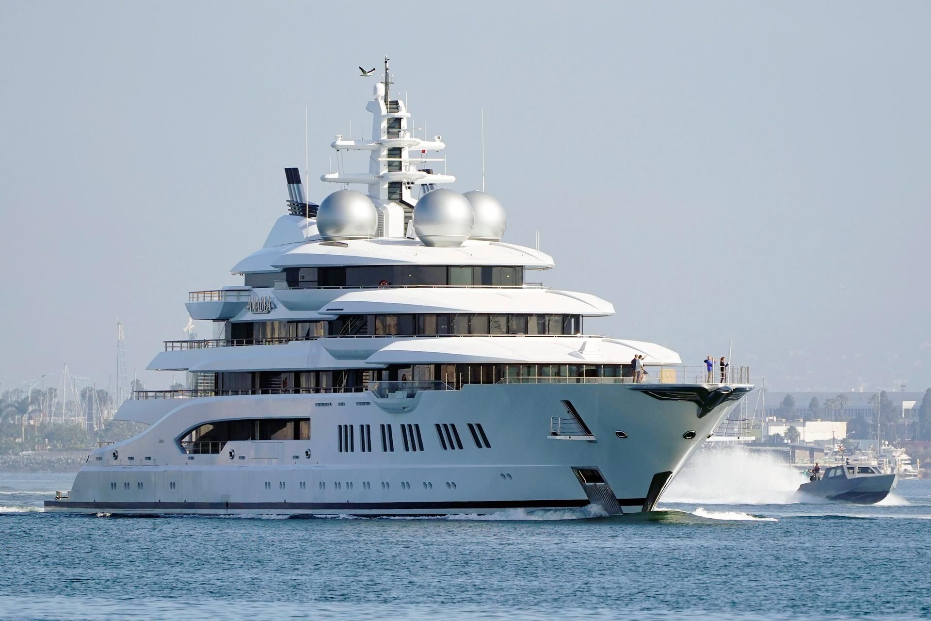 Jacht Amadea 210722