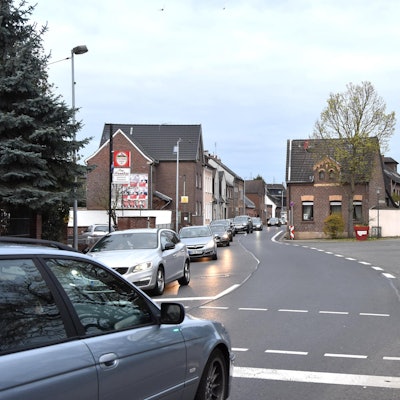 el-Leitplanke-Gladbacher-Strasse-FTZ