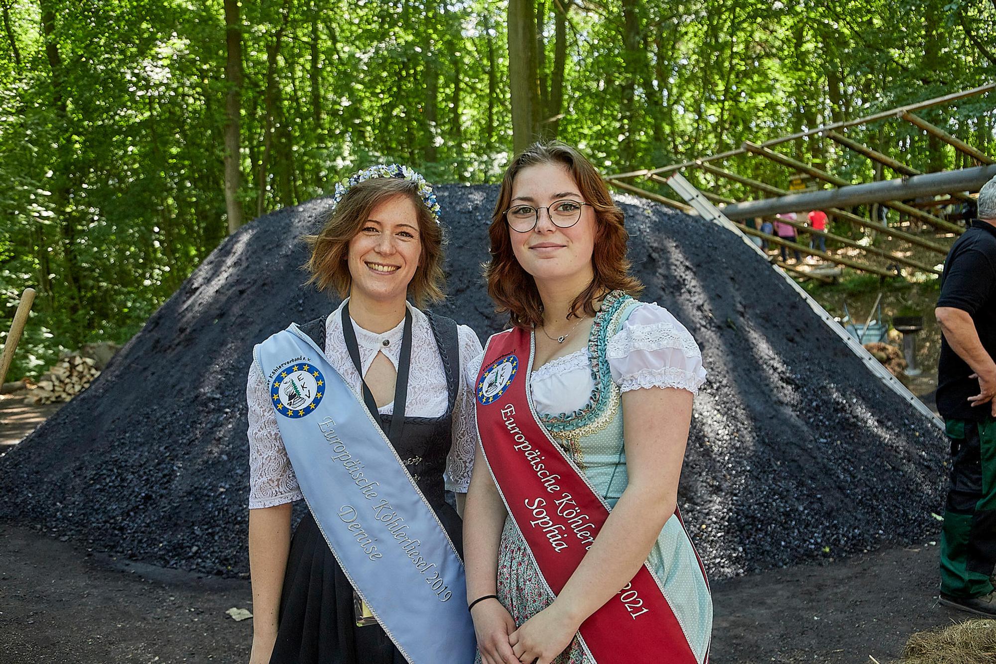 Denise Nolte und Sophia Wöstefeld