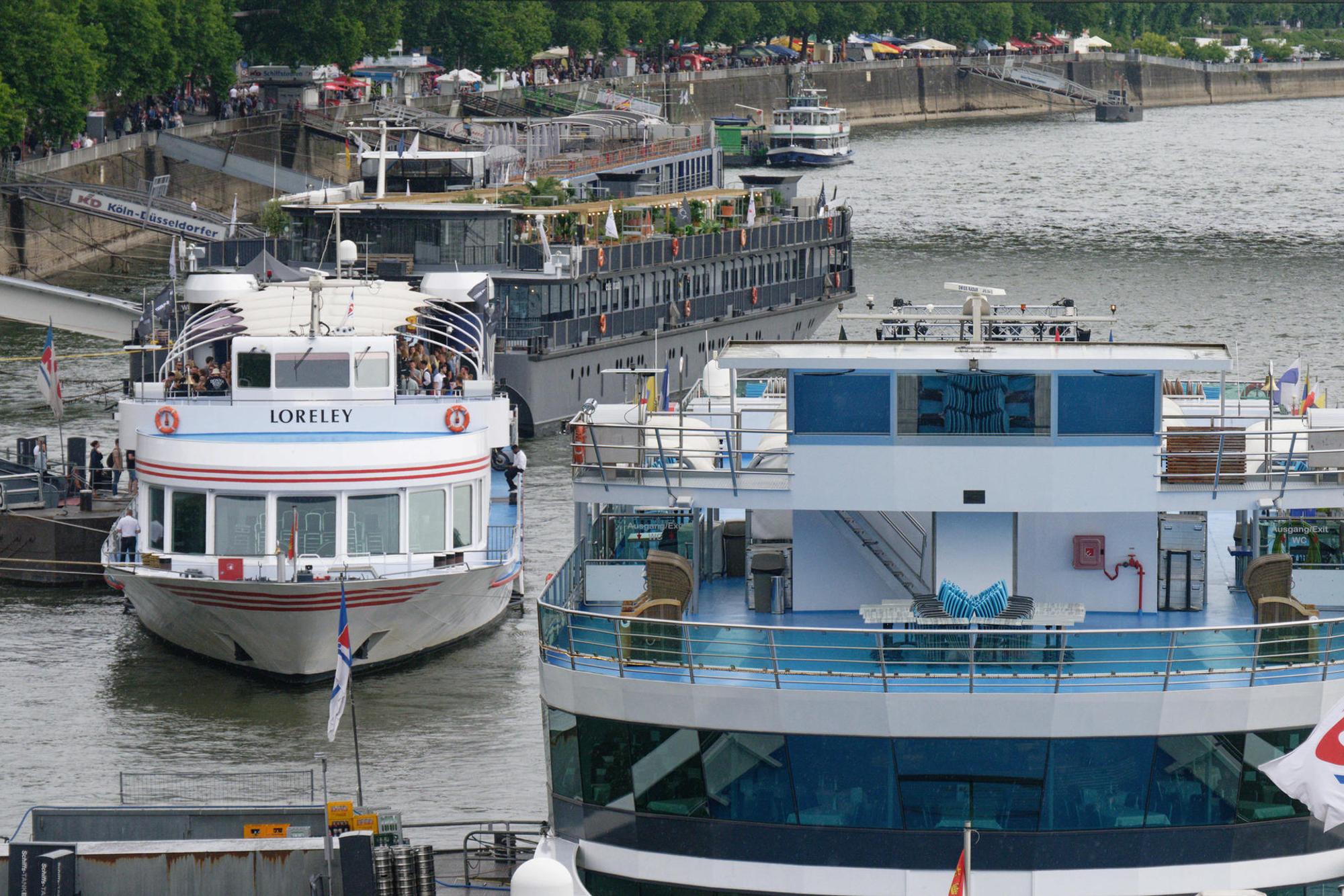 Rheindampfer dpa