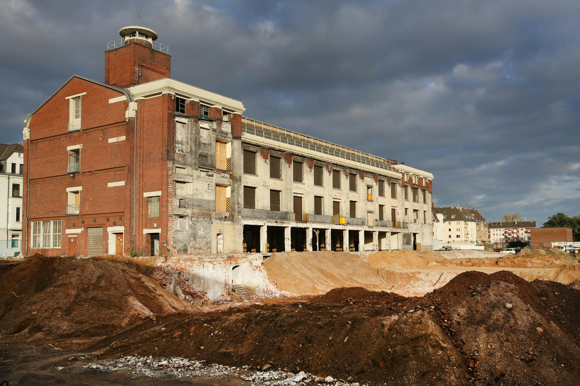 MDS-KSTA-2014-11-11-71-76383513