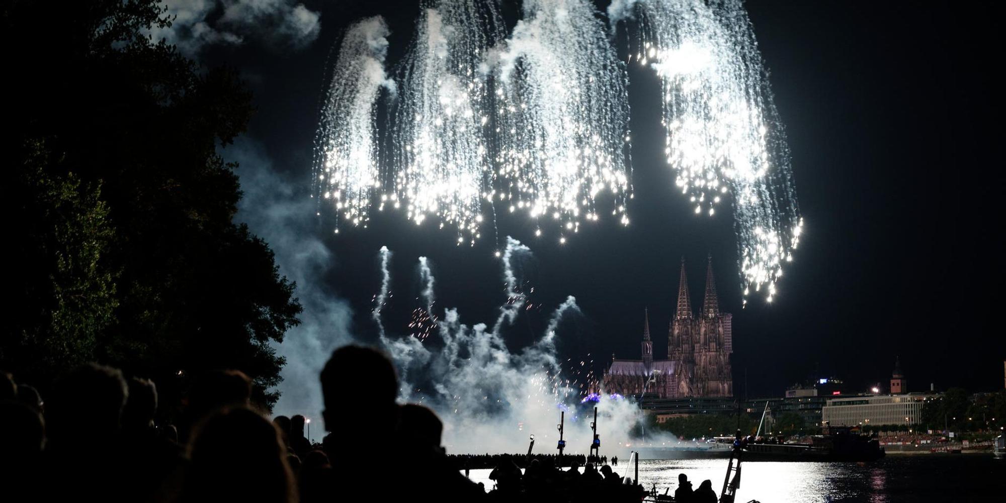 Kölner Lichter 2019 (1)