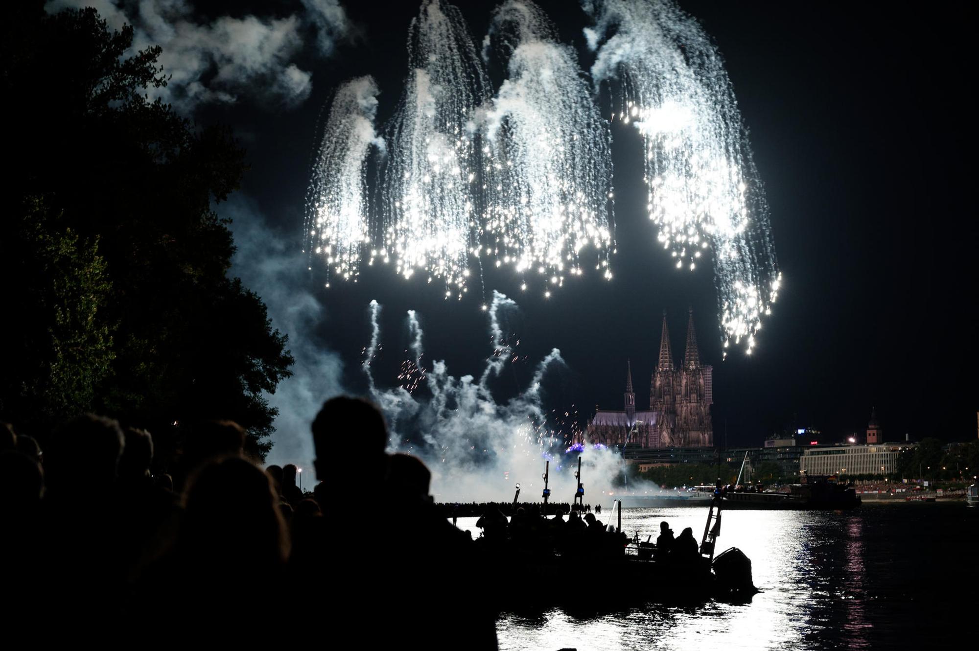 Kölner Lichter 2019 (1)