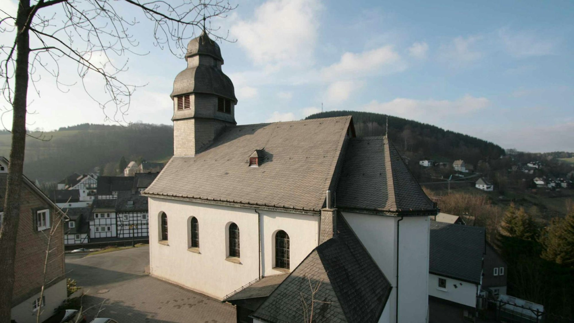 Die Kirche St. Hubertus Nordenau in Schmallenberg Nordenau.