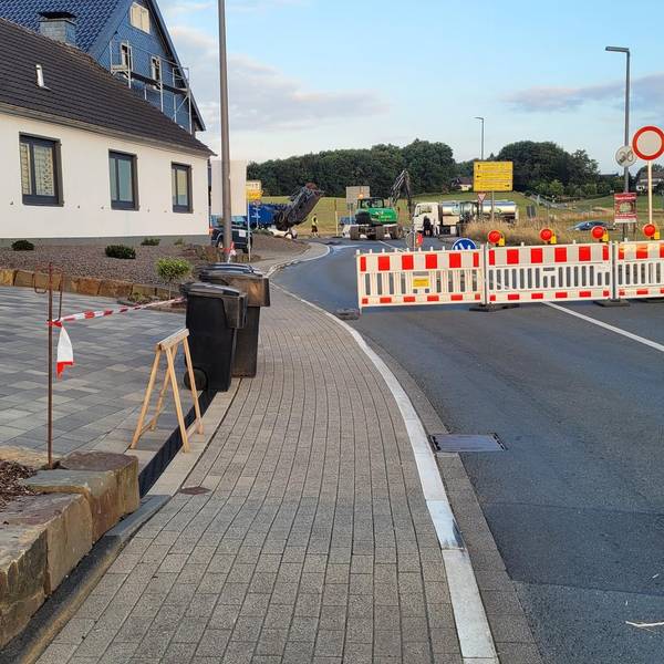 Dohrgaul Mülltonnen Einfahrt