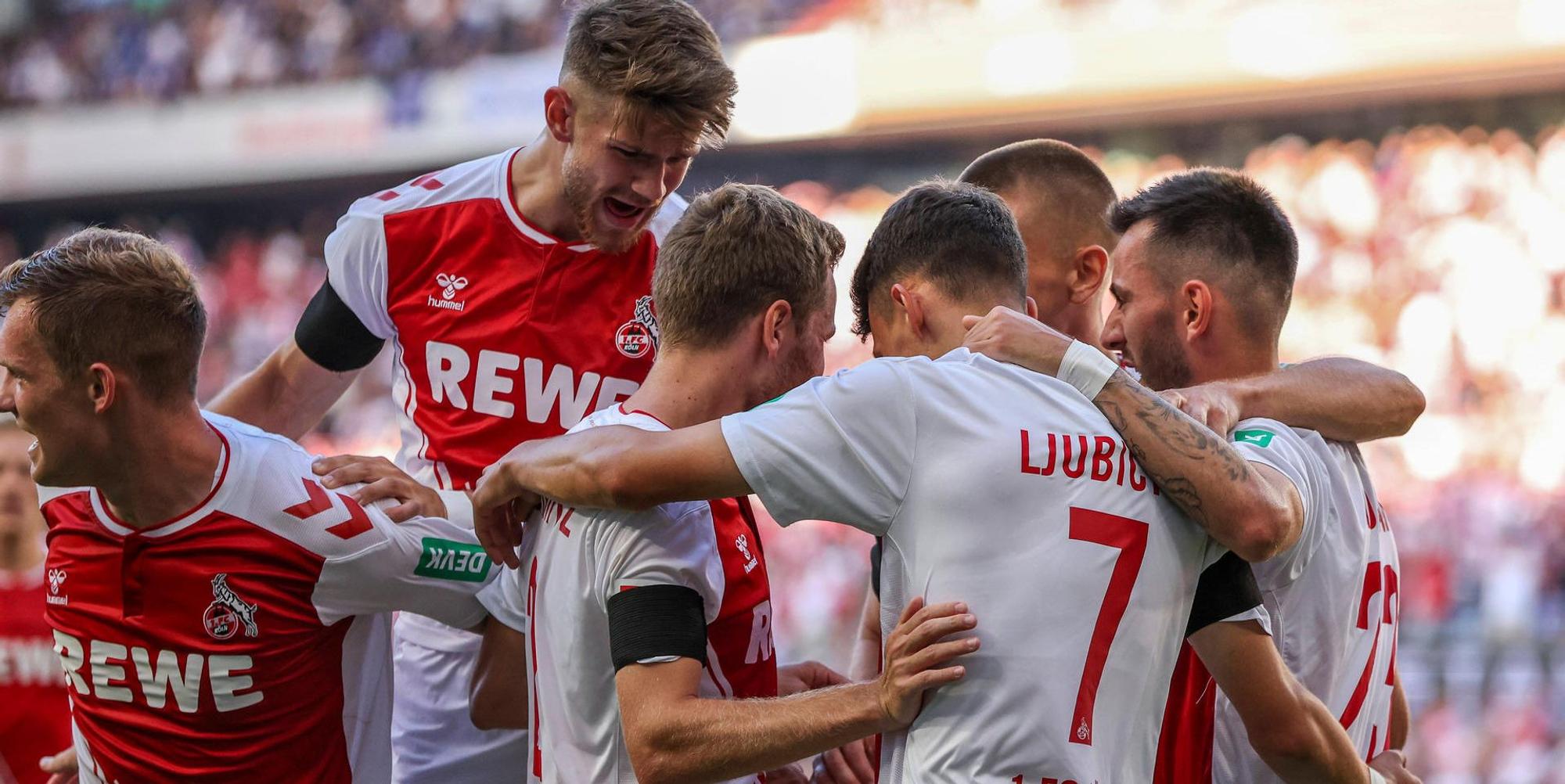 FC-Spieler jubeln