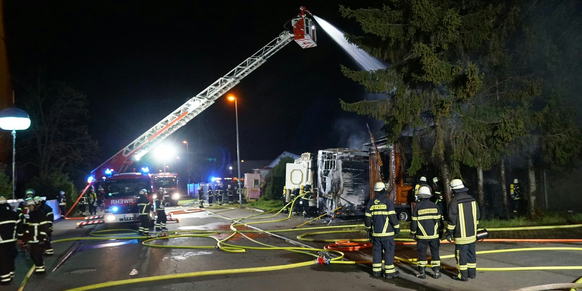 Feuer Kirmeswagen Euskirchen