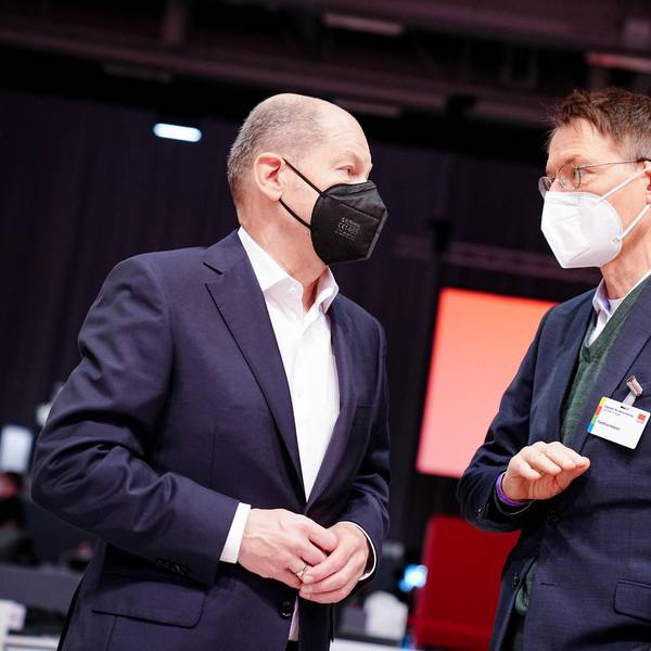 Lauterbach und Scholz Diskussion