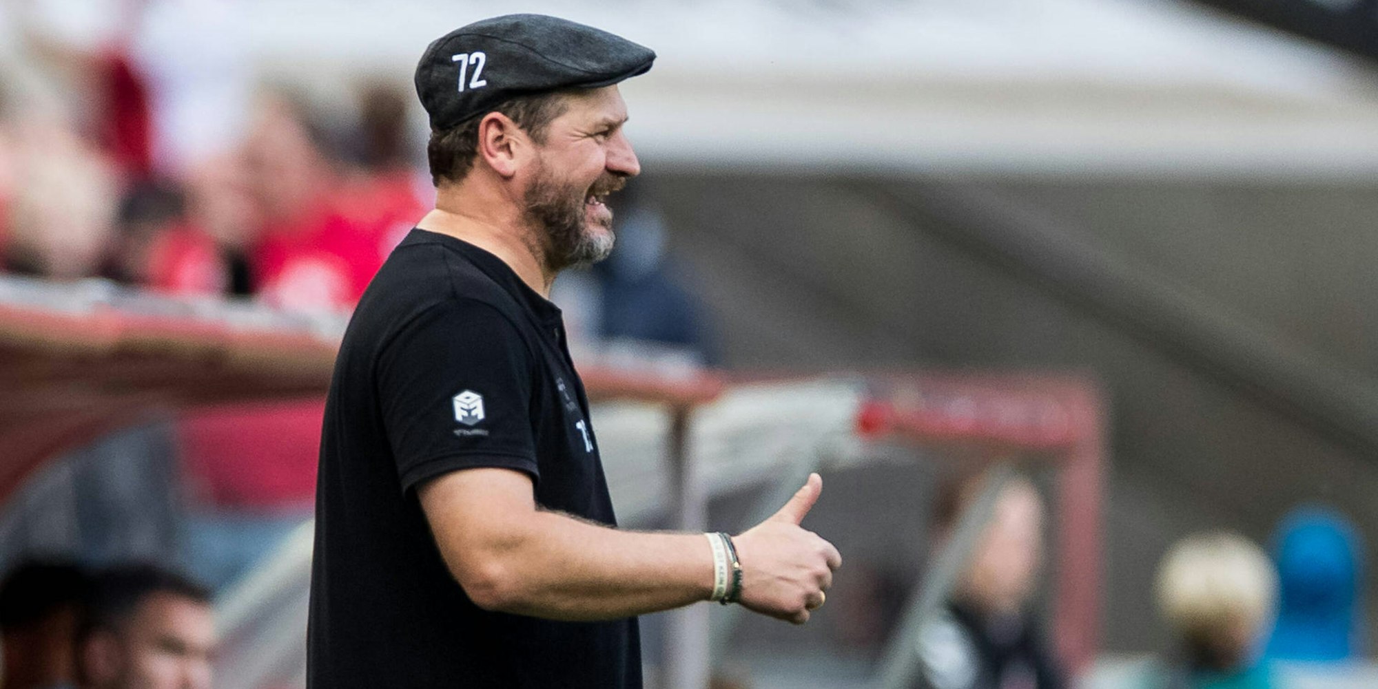 Baumgart Daumen hoch 021022