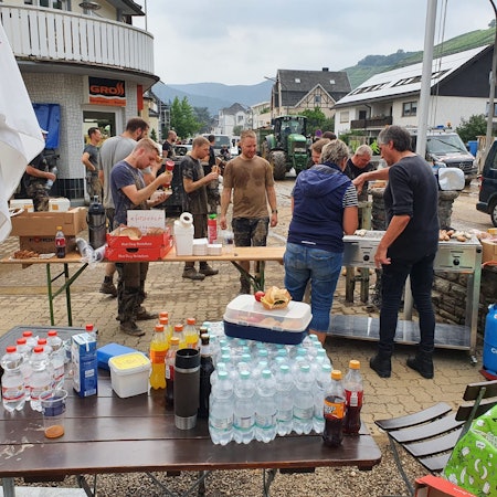 e8729504-4716-41ba-b46d-c7a8b286fae2