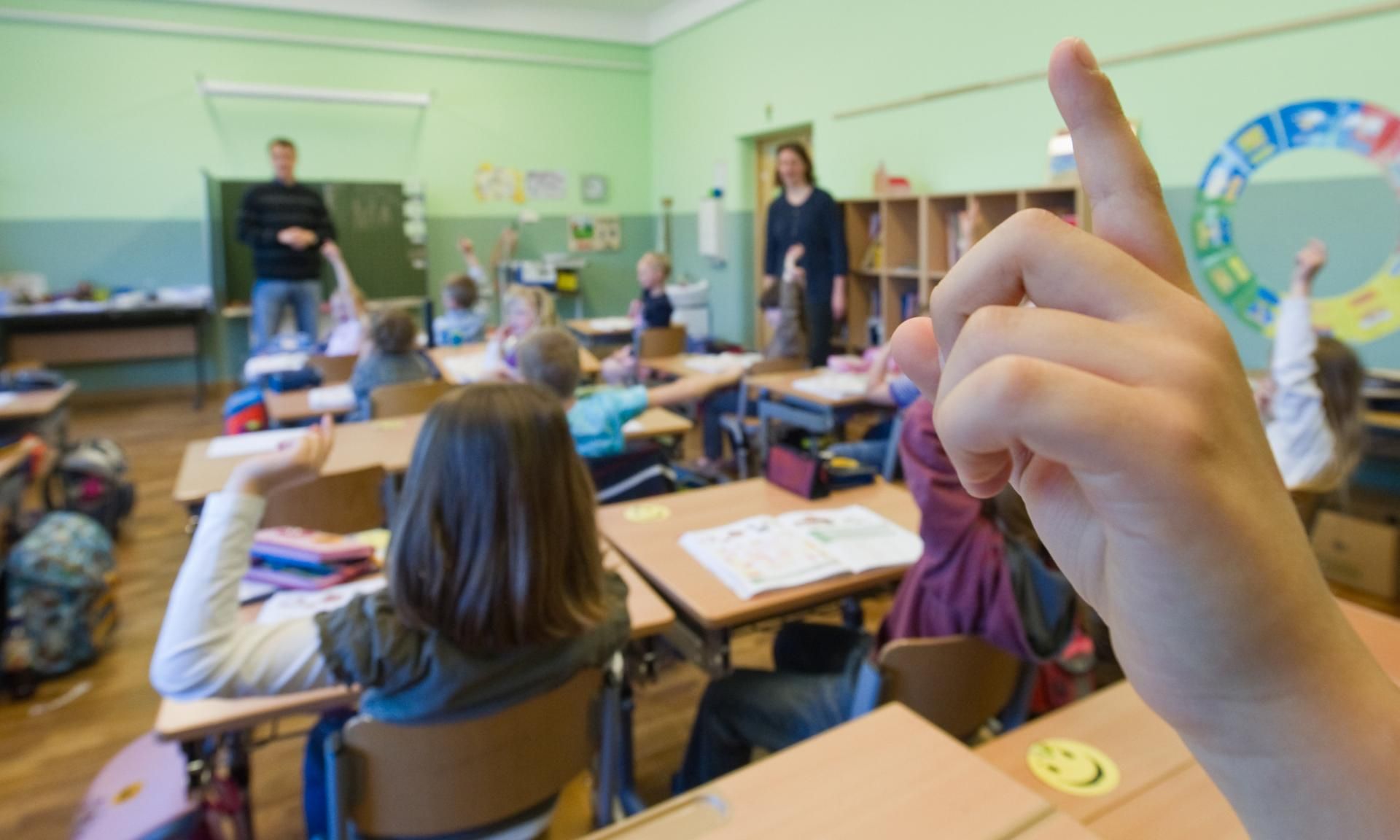 Grundschule Lehrermangel Symbolbild dpa