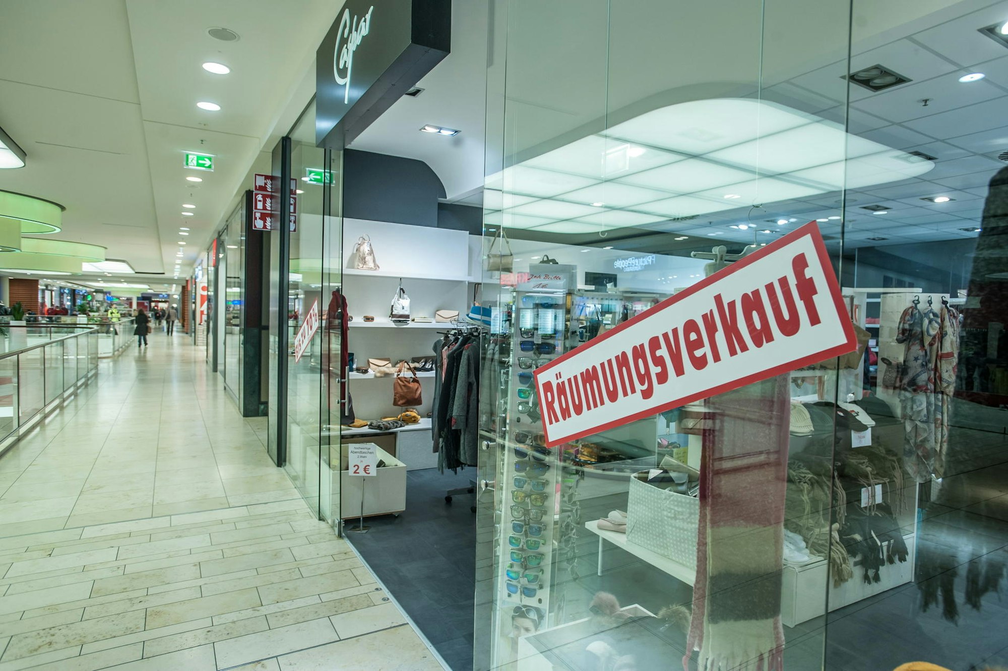 leverkusen-ece-leeres-geschaeft--ALF_5328