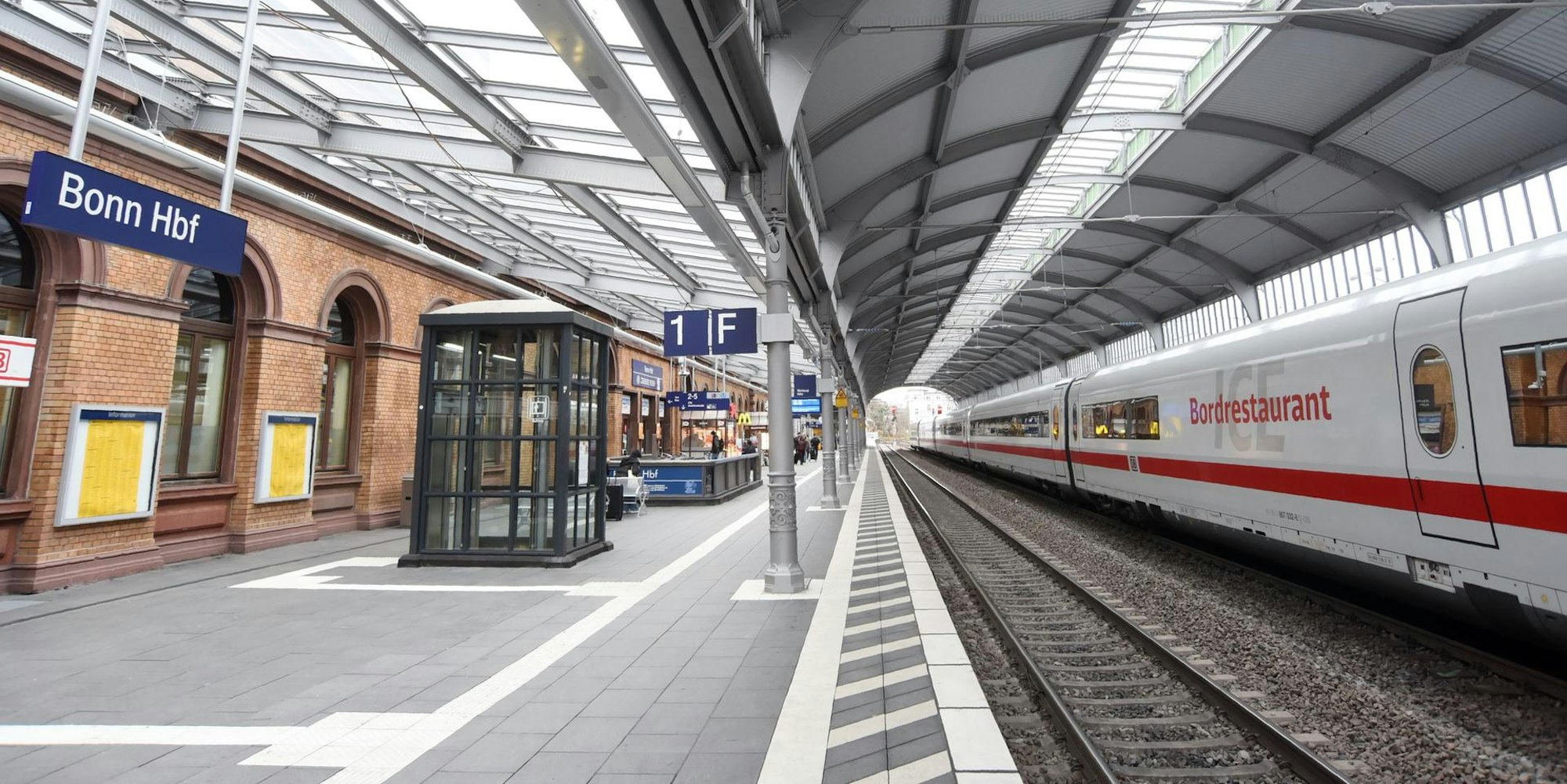 Hauptbahnhof_Bonn_Beschuss