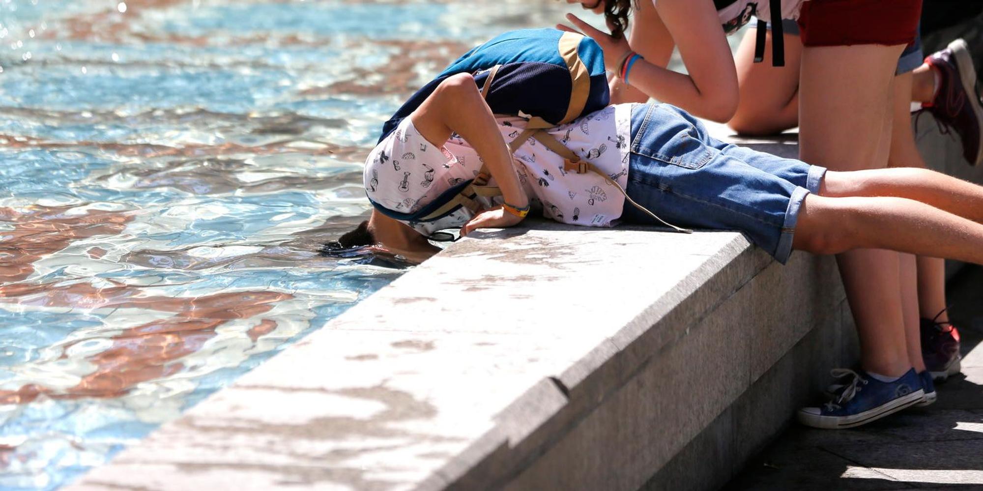 20190625_tb_Brunnen_Roncalliplatz_006