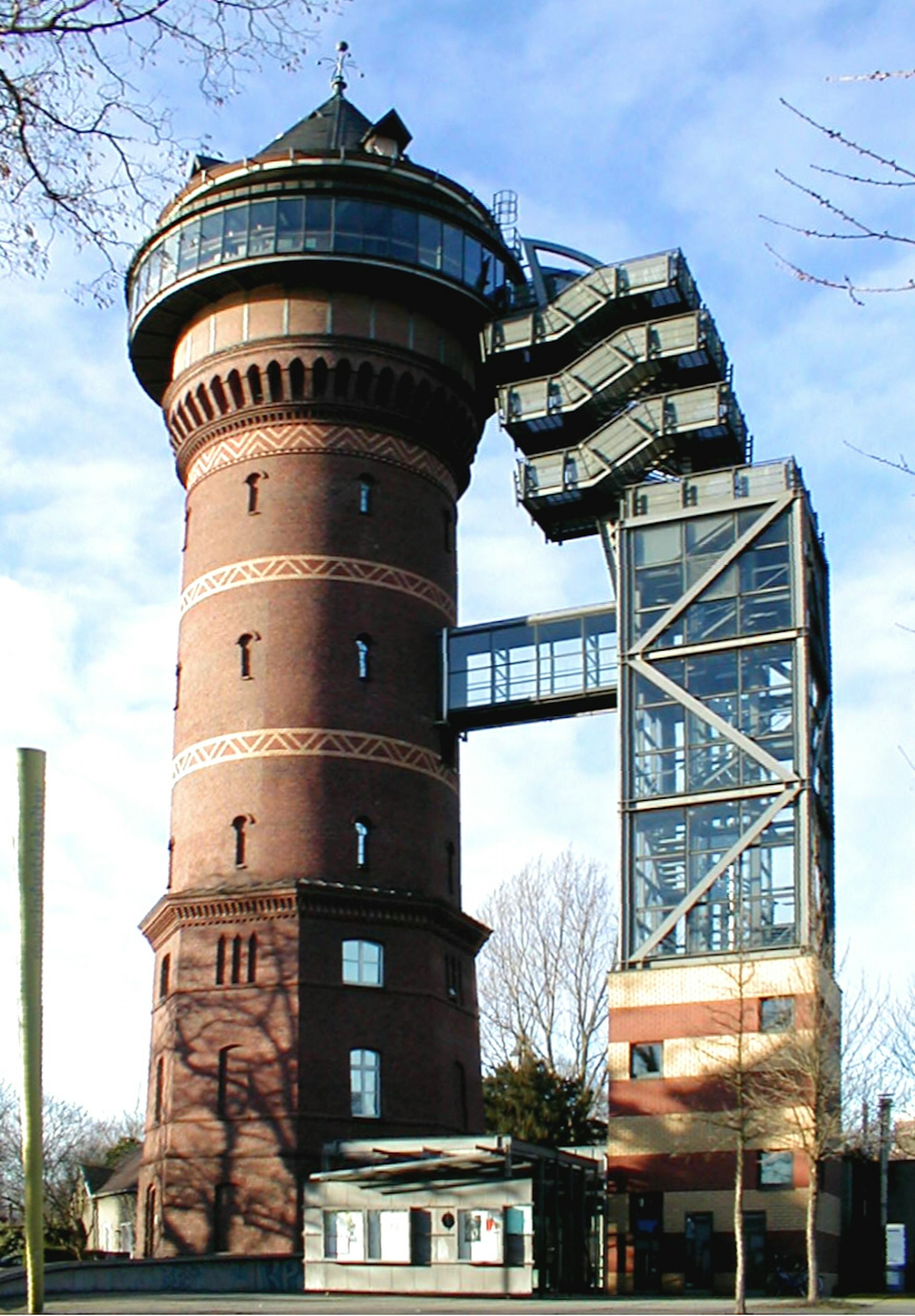 Aquarius-Wassermuseum-II_Wiki_CC0.0_DocFeelgoodjpg