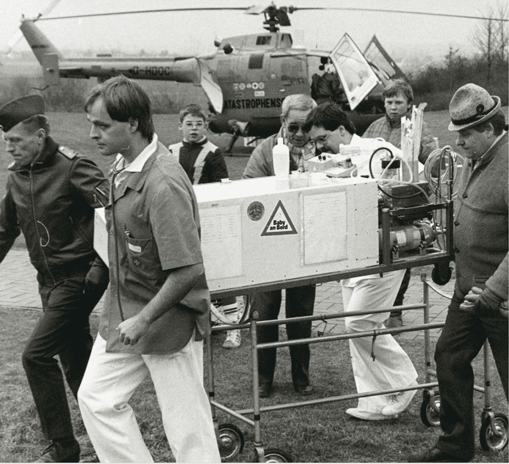 Helikopter Transport zur Kinderklinik
