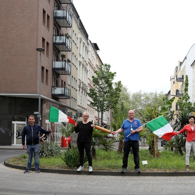 MDS-KSTA-2020-04-27-71-160367351