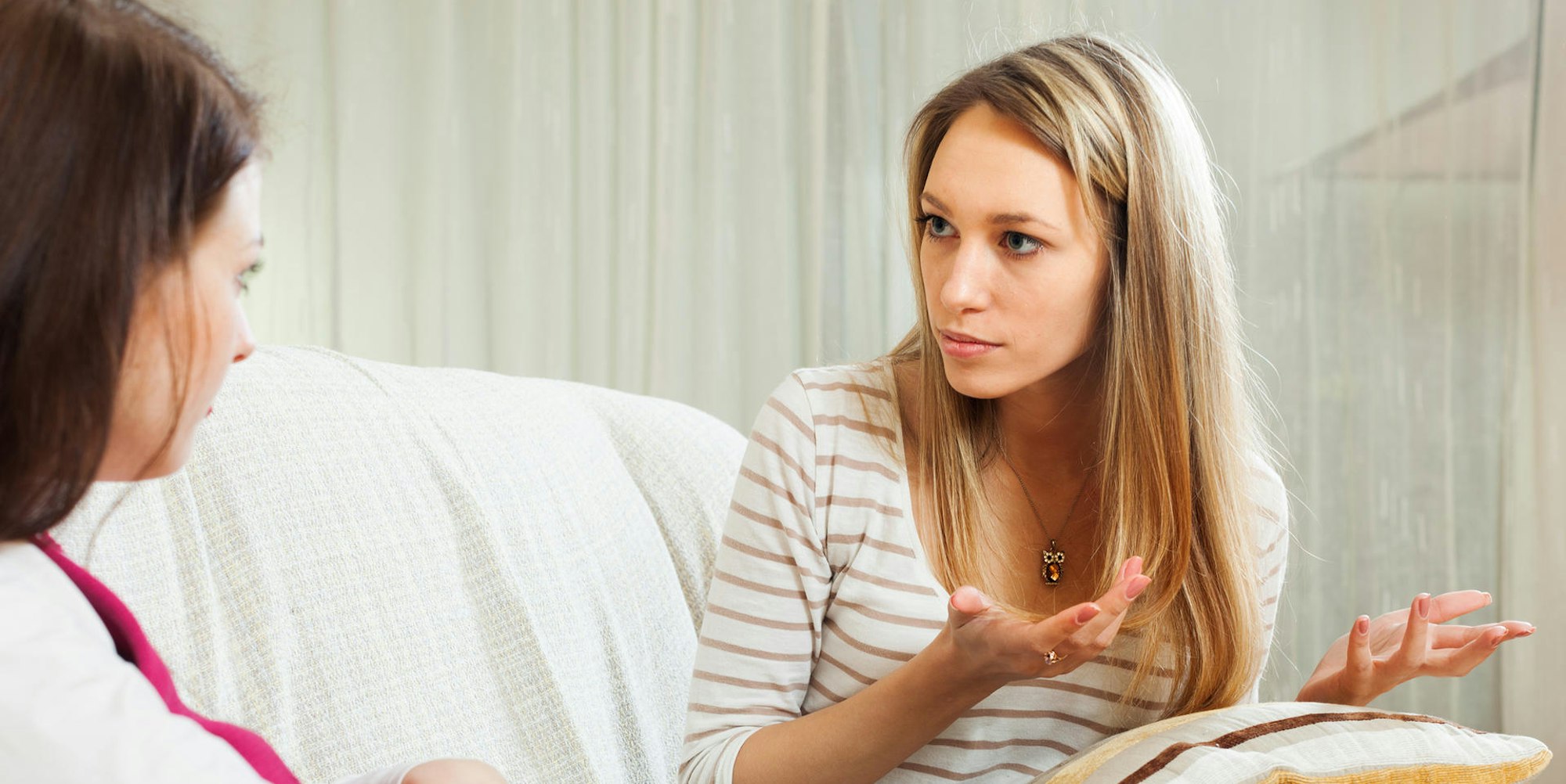 Symbolbild Freundin in den Falschen verliebt