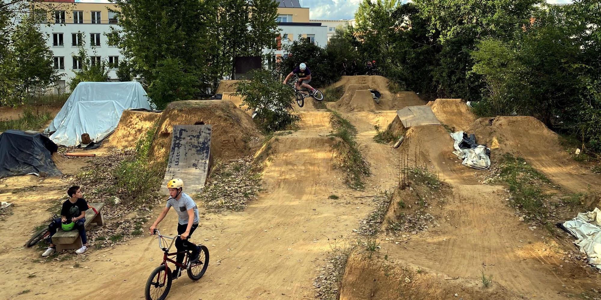 280820dirt-park06 (1)