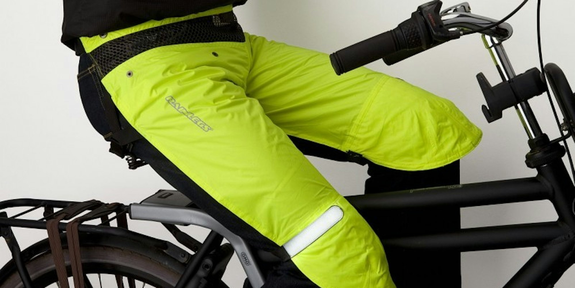 rainlegs_fluorescent_witte_achtergrond