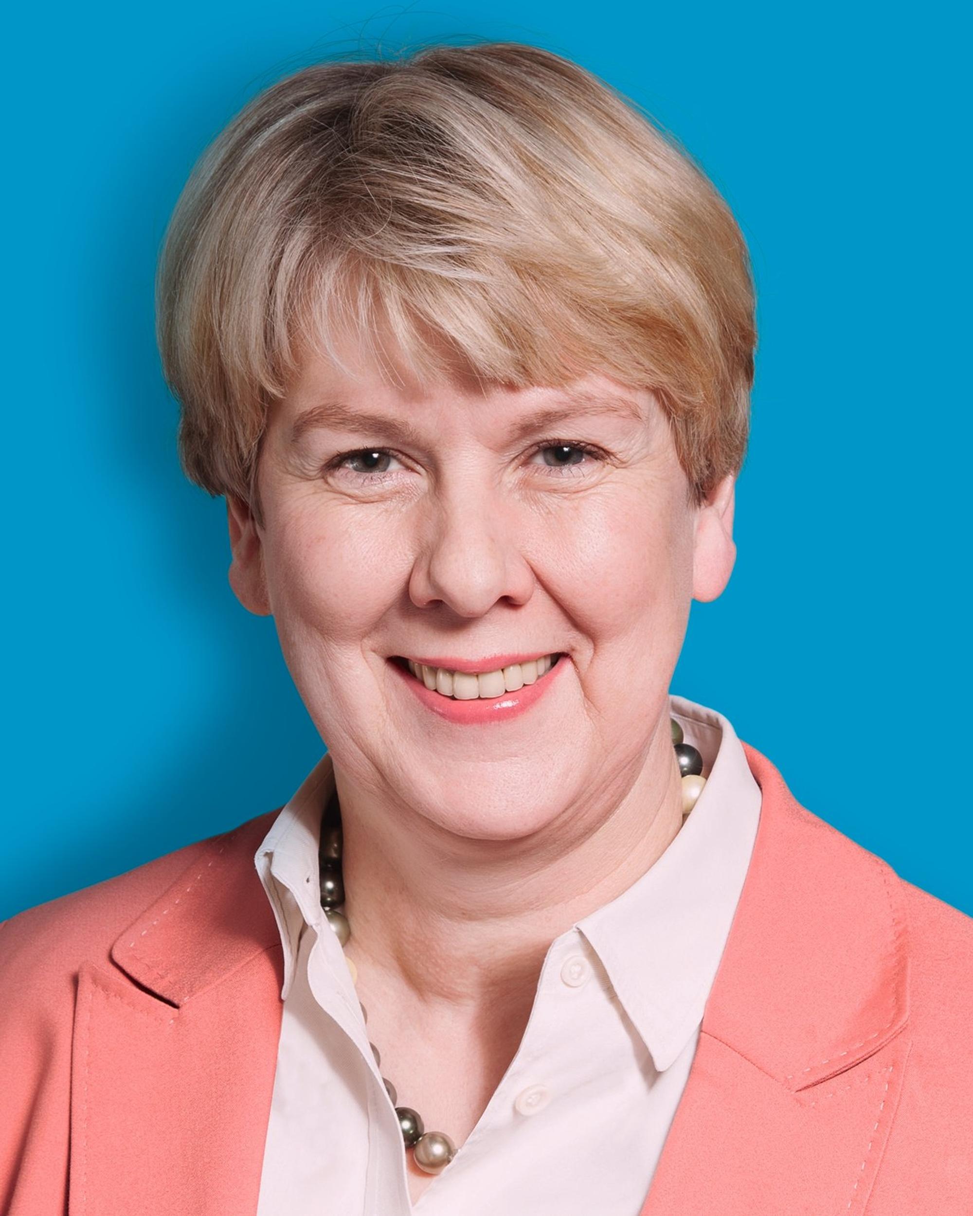 Katja Hoyer