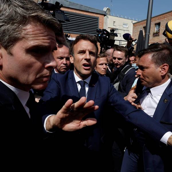 Macron Cergy 2