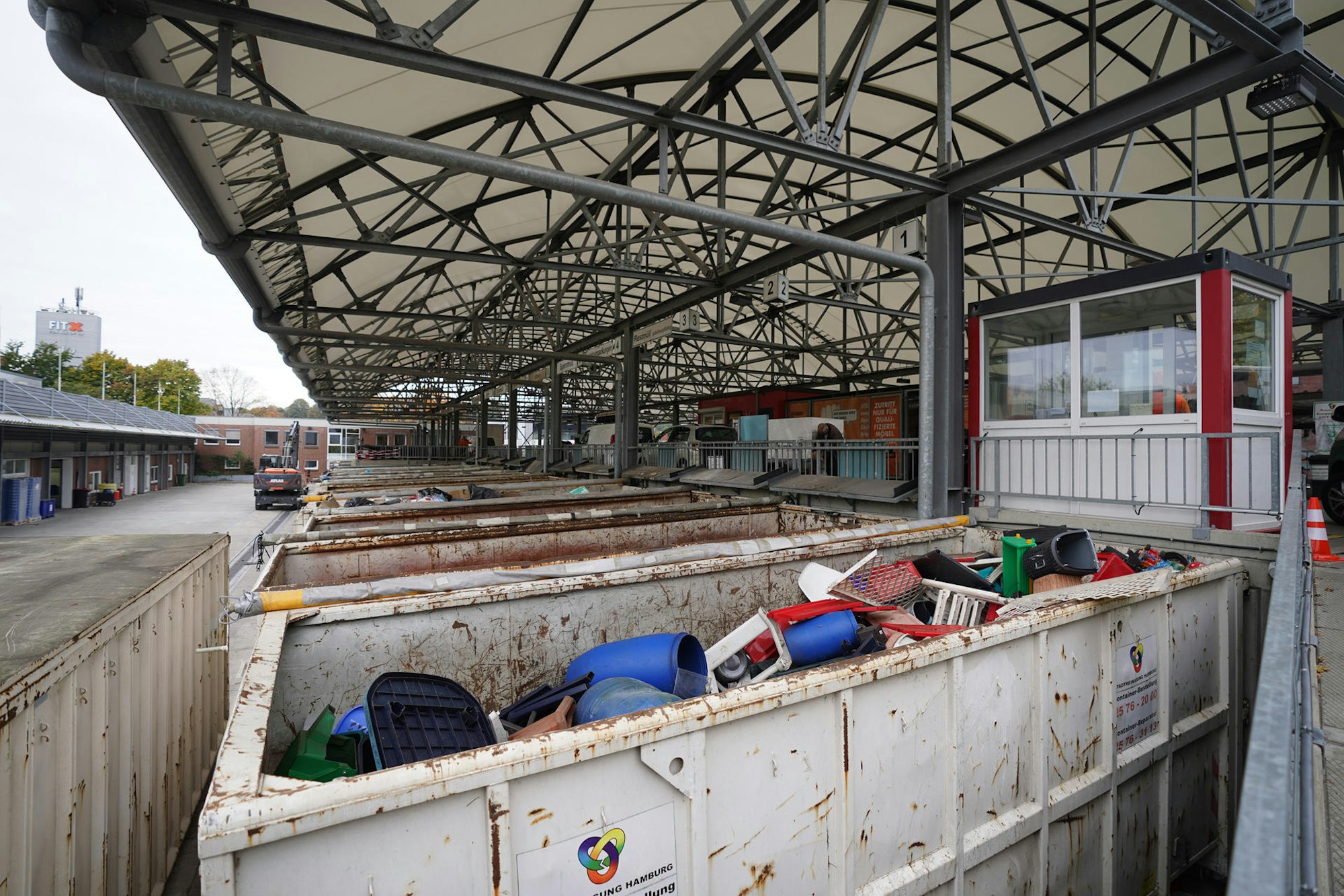 Sperrmüll Symbolbild 210222