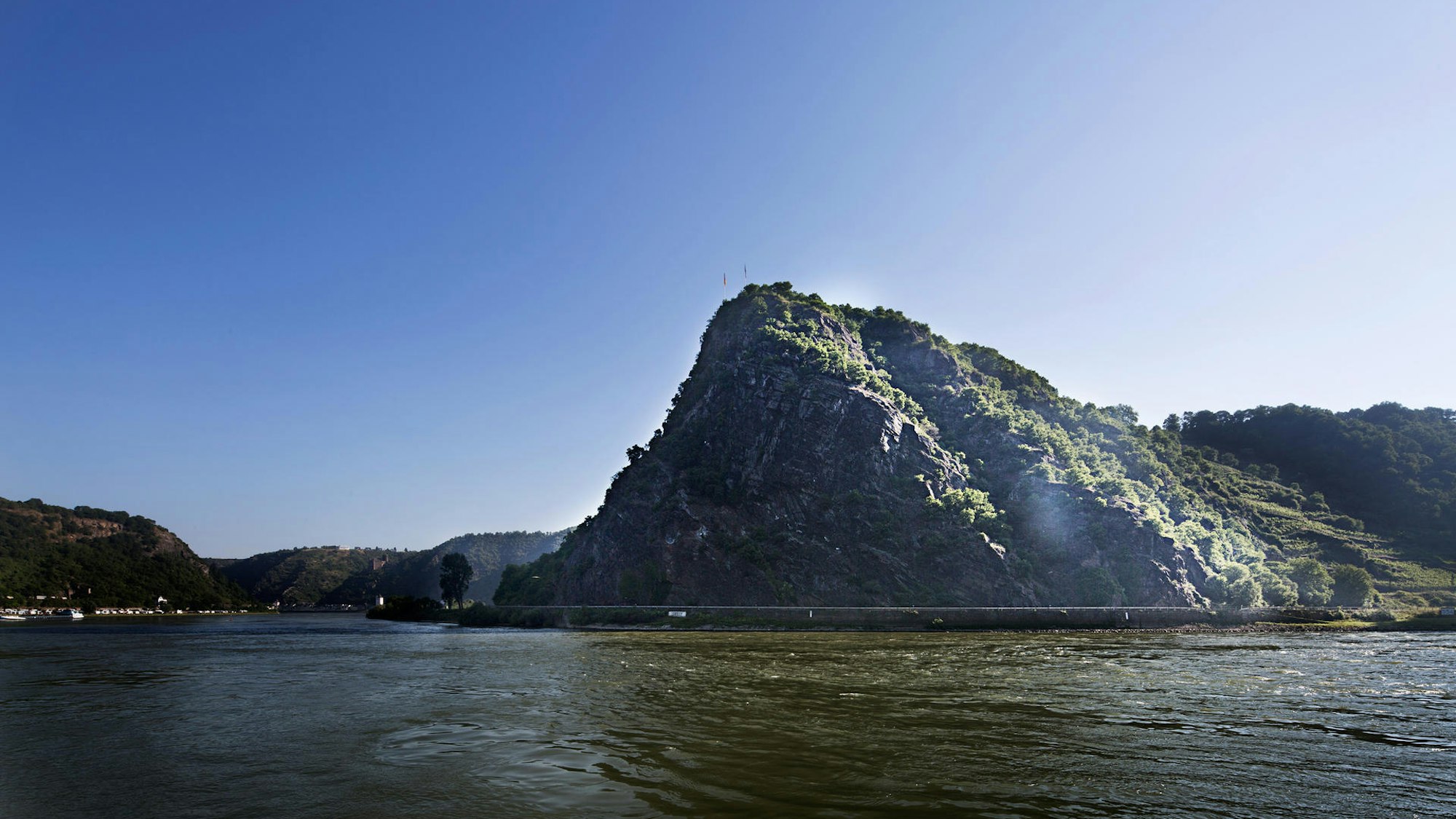 Loreleyfelsen und der Rhein