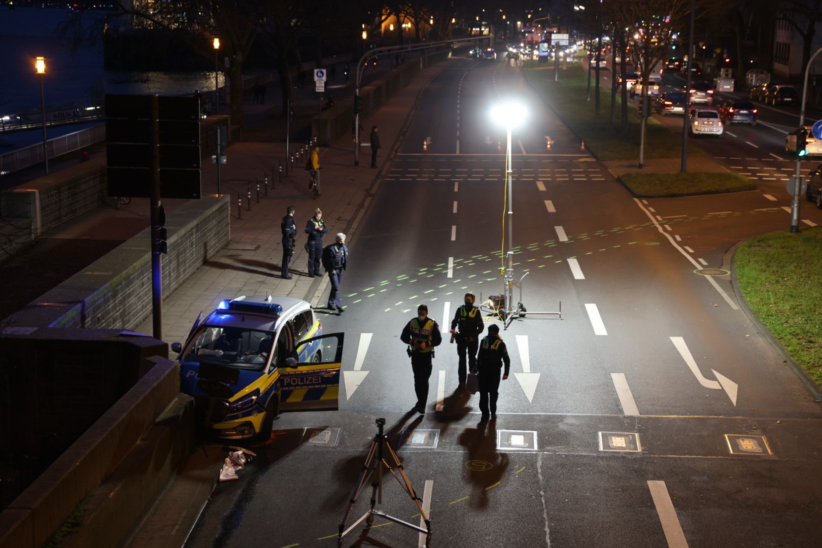 Unfall Rheinuferstraße von oben