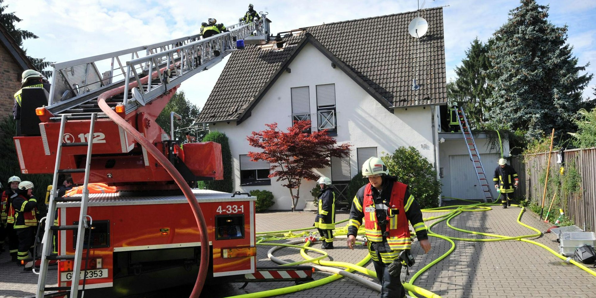 Drehleiter Feuerwehr Leichlingen2