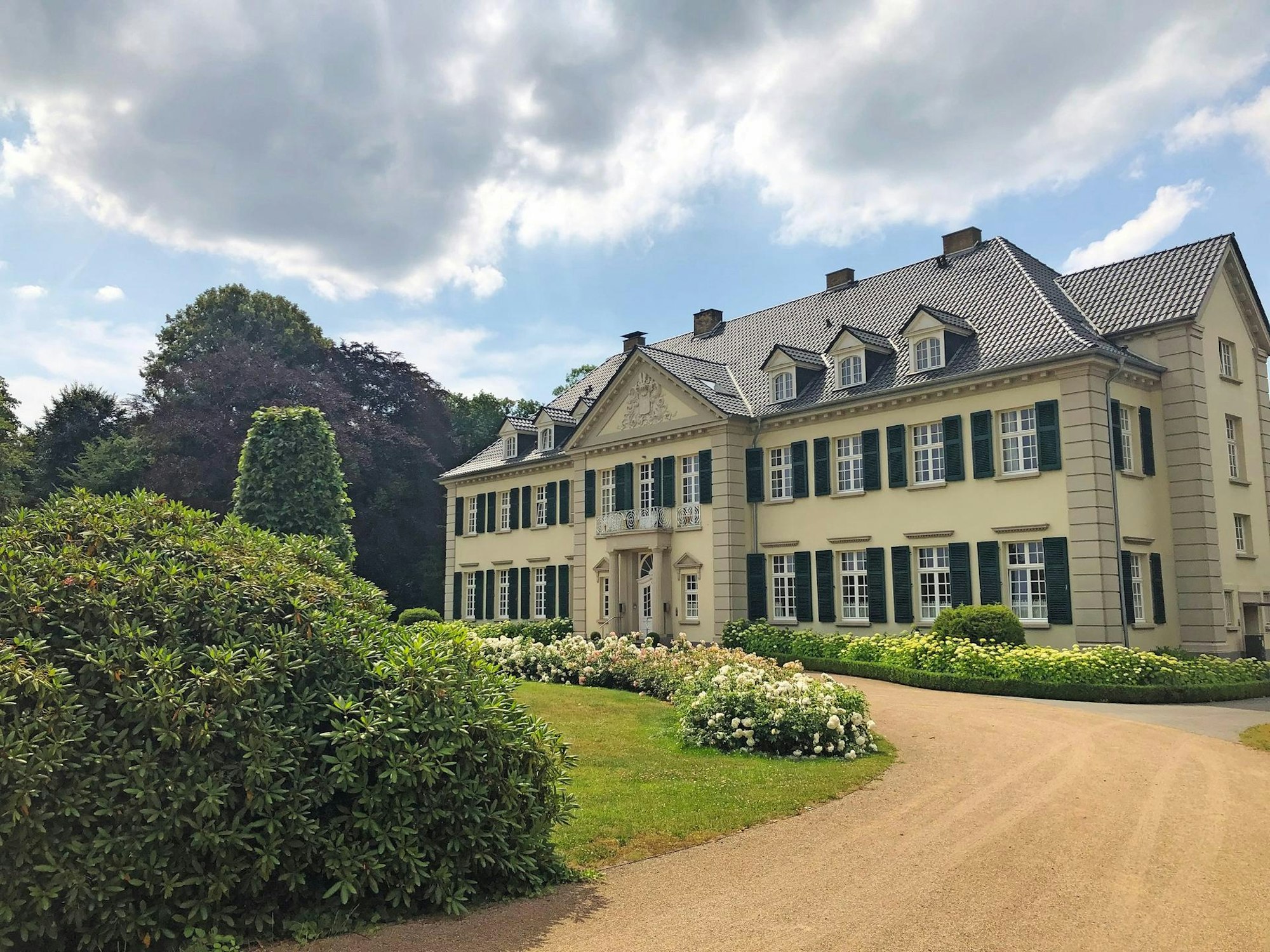 Schloss Laach Foto Deniz Karius (1)