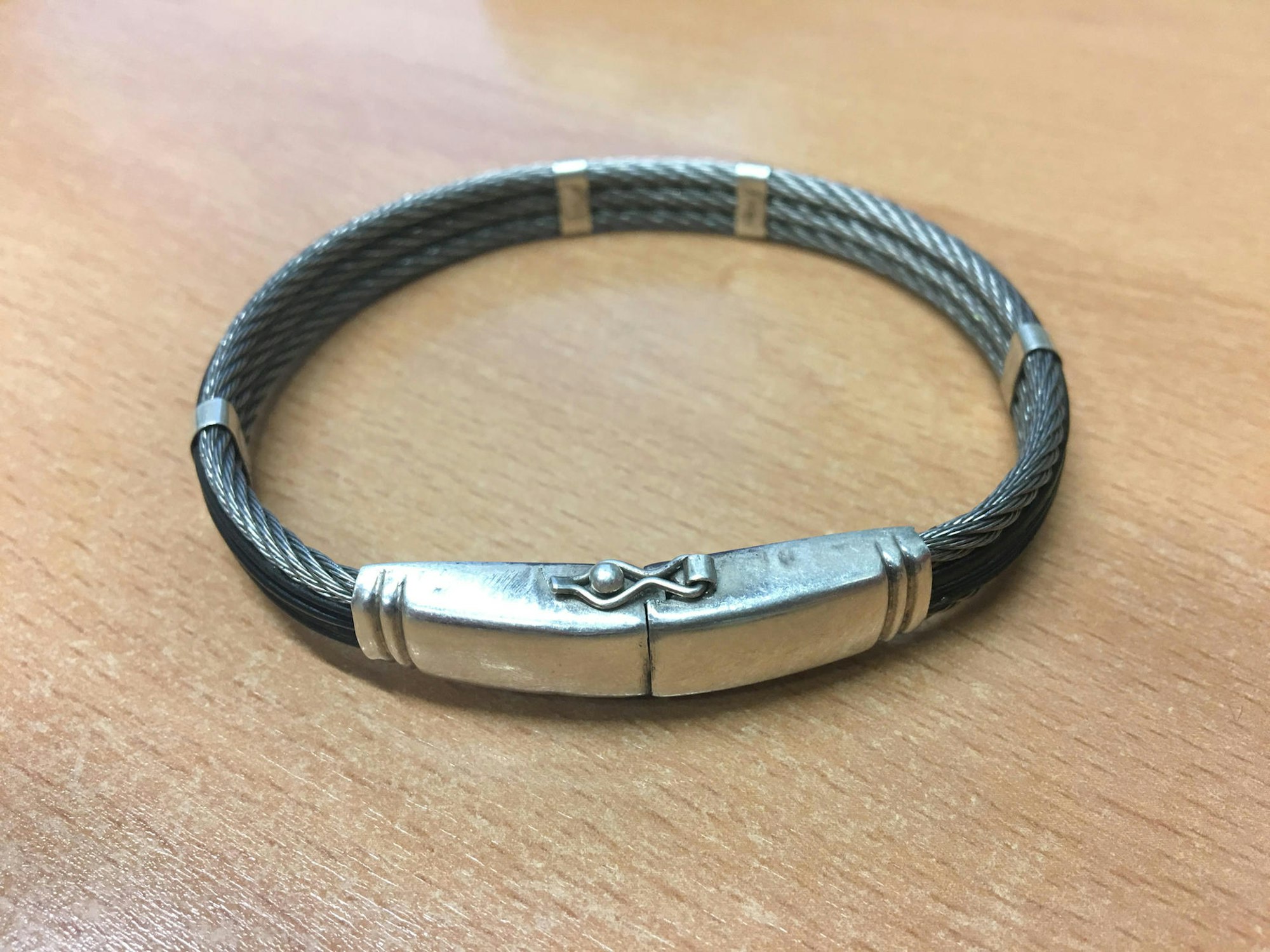 ArmbandElefantenhaarZollDüsseldorf