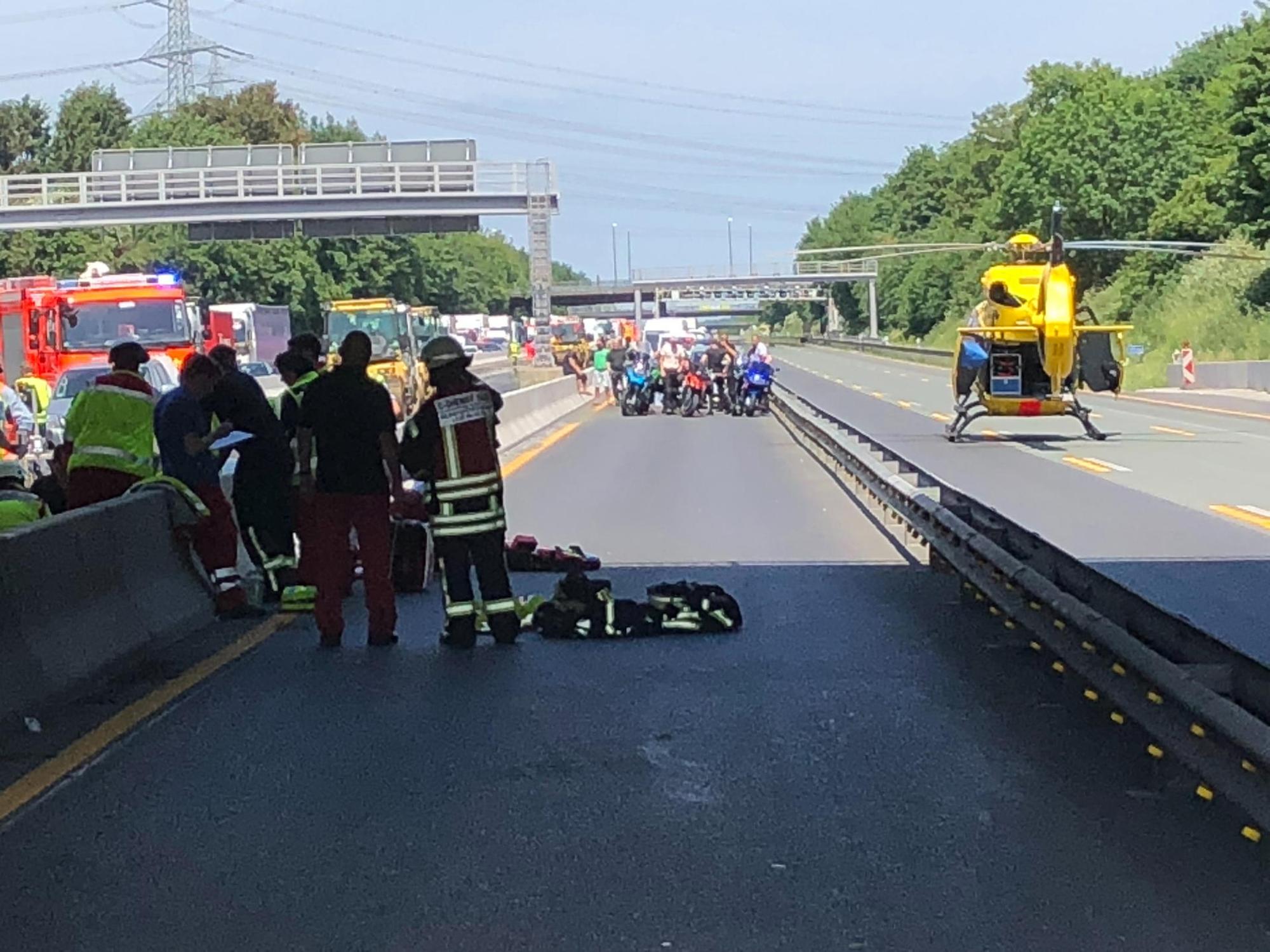 feuer leverkusen a 3 betonfräse verletzter