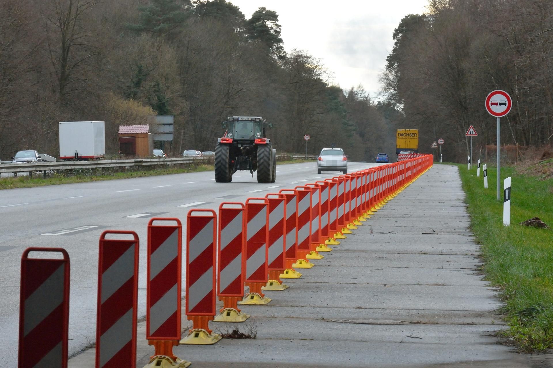Standstreifen_gesperrt_Frankenforst