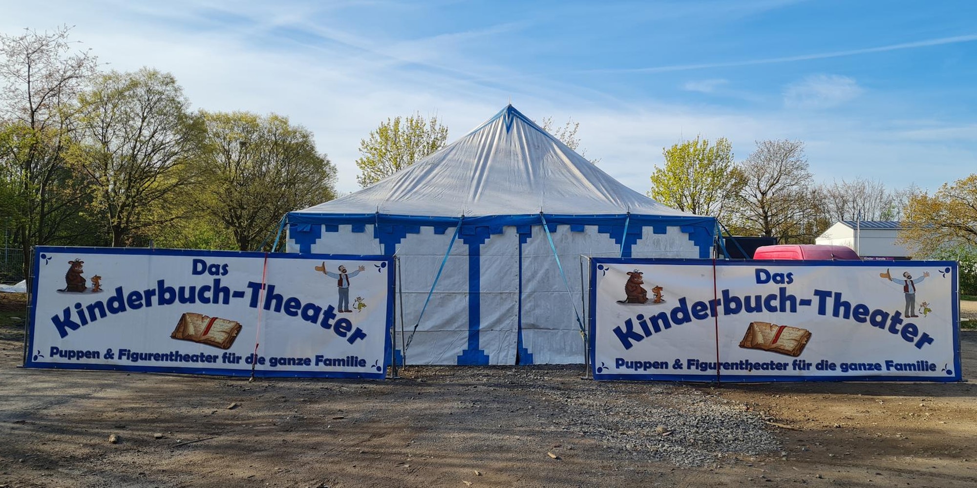 Kinderbuchtheater Bergheim, neues Zelt