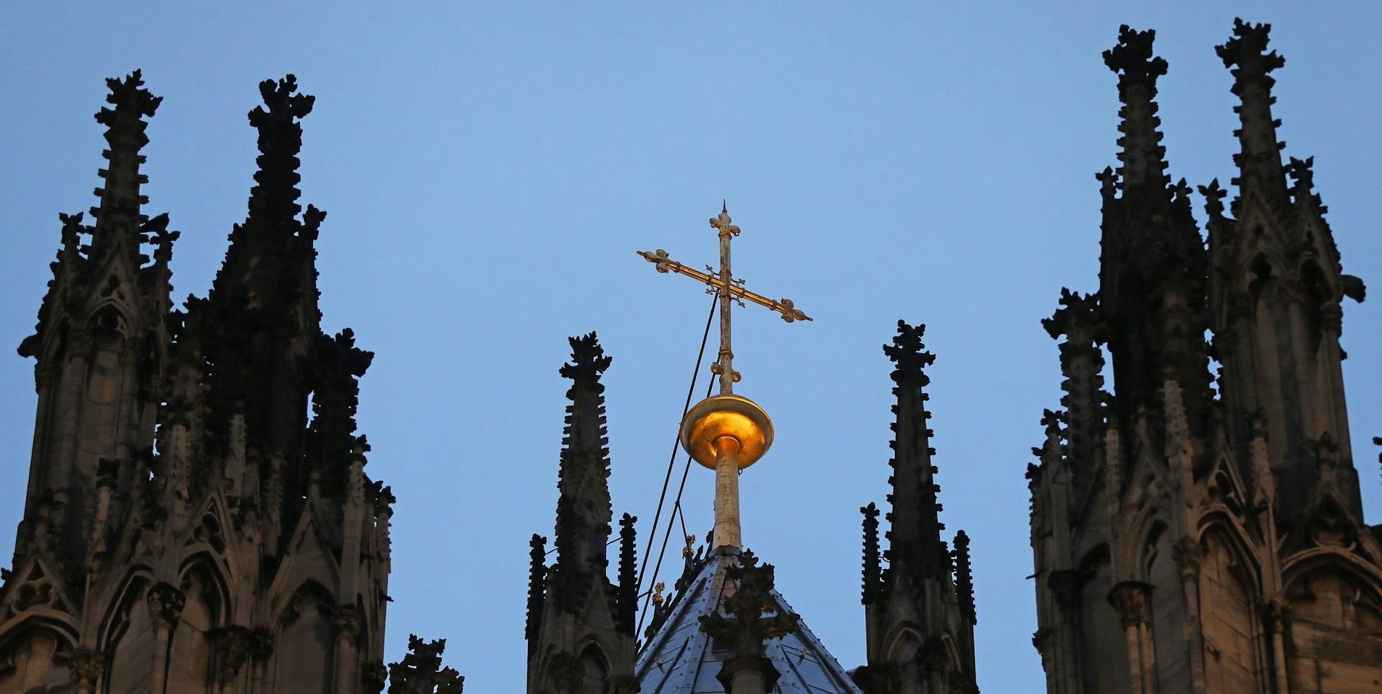 Koelner_Dom_Symbol_Missbrauch