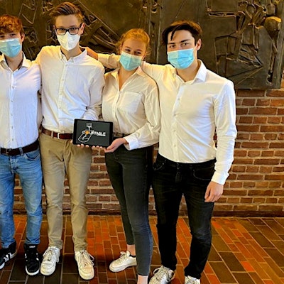 LiebfrauenschuelBusinessCourtable