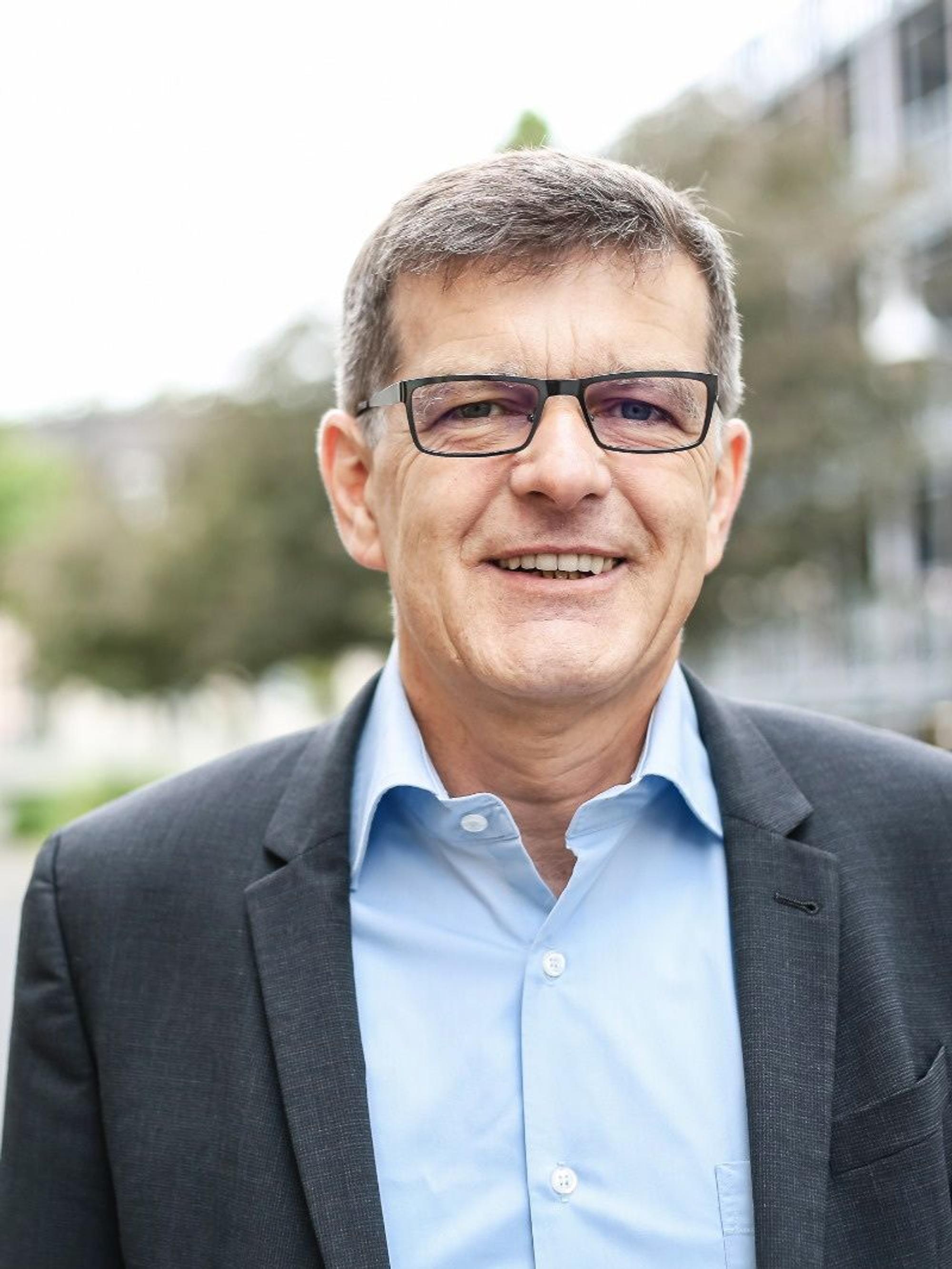 2020-08-eu-michael-hoellmann