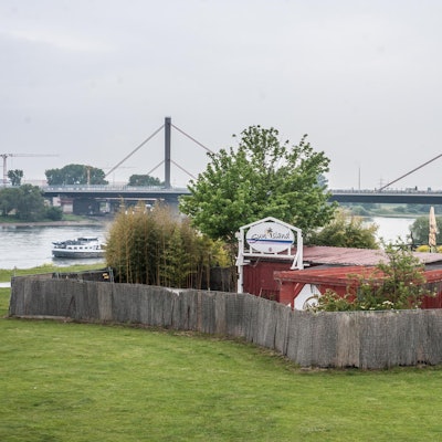 leverkusen-sun-island-_ALF_1860