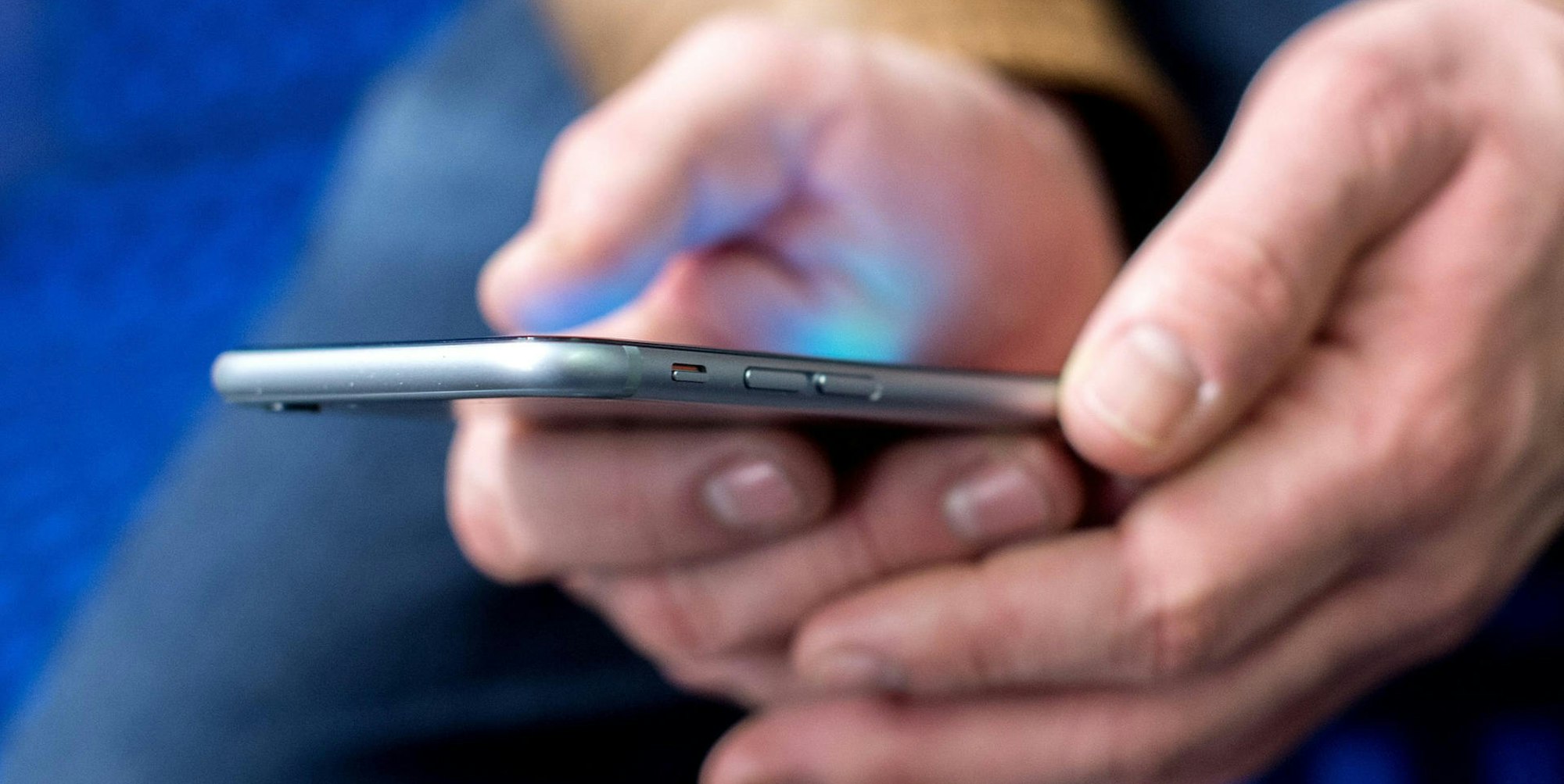 Smartphone Bahn dpa