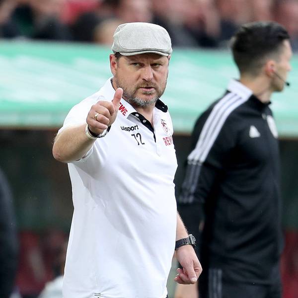 Baumgart reckt den Daumen hoch