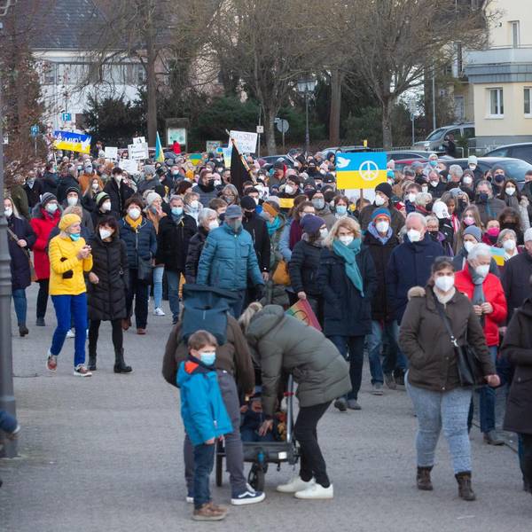 R Schweigegang Rheinbach wegen Krieg in der Ukraine Masse keh