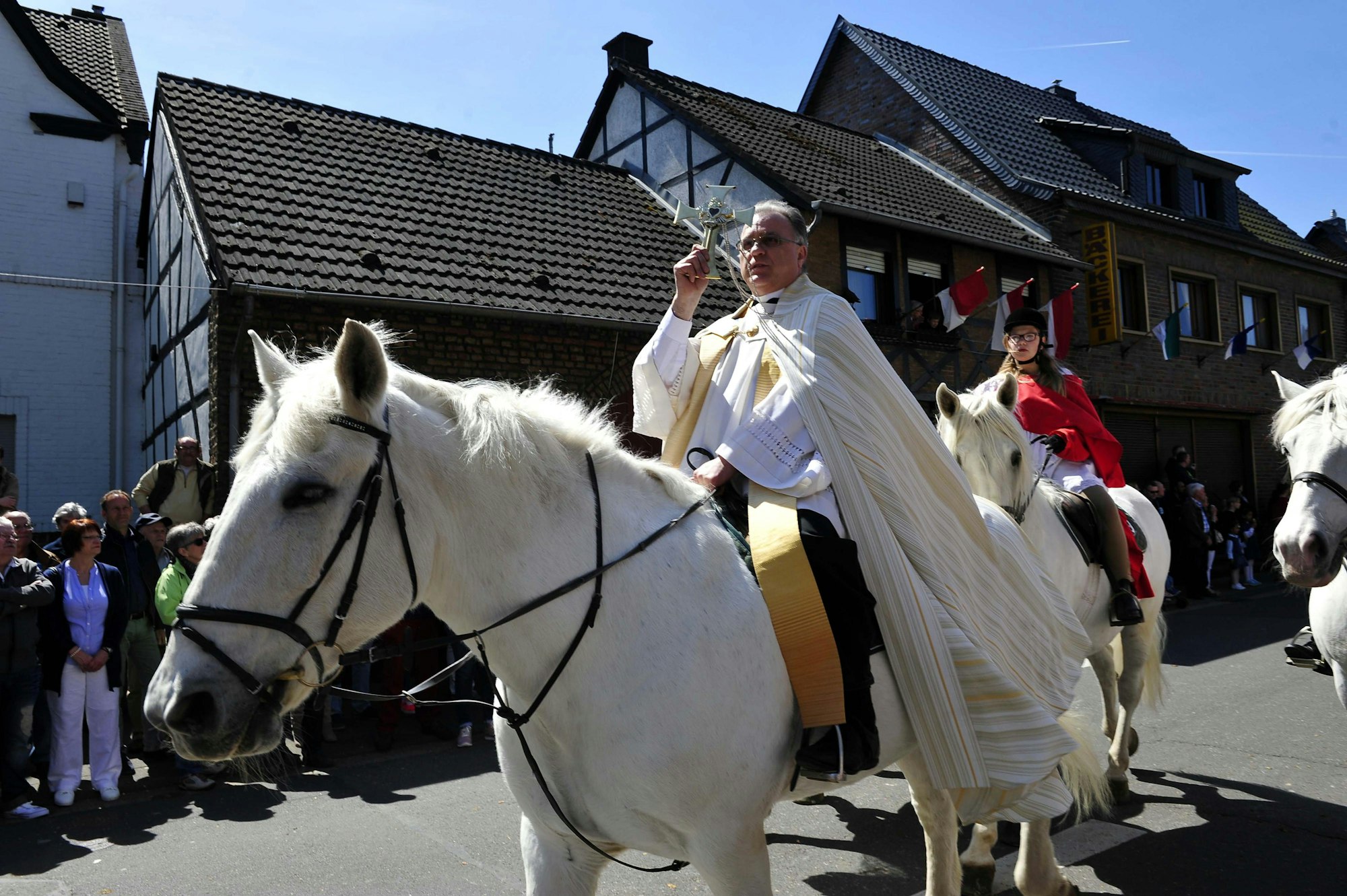 Gymnicher_Ritt_Kreuzreliquie_otr