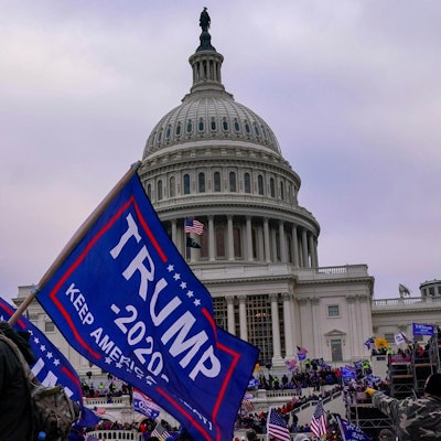 USA_Capitol_Sturm_Trump_Anhaenge